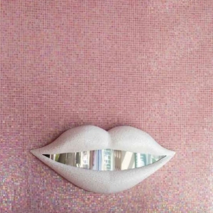 Gloss & Glow-image